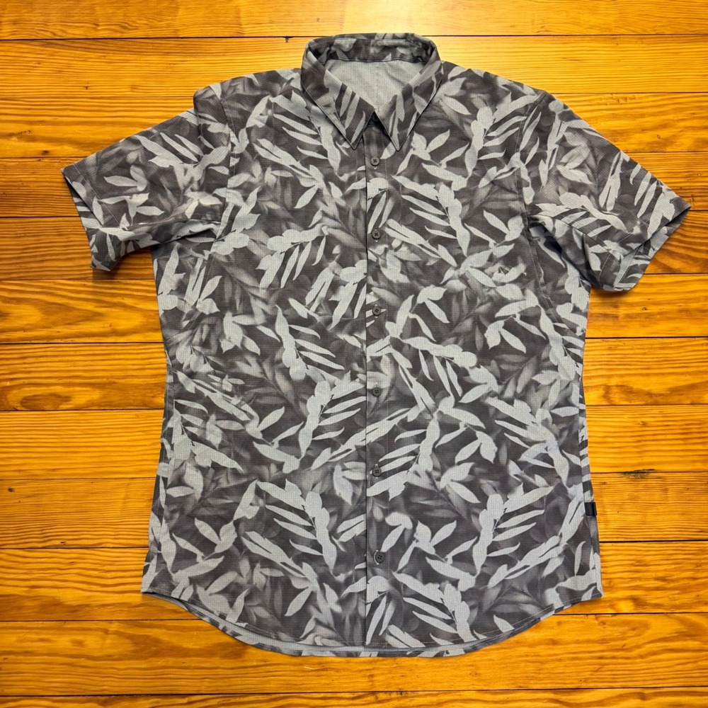 Lululemon Airing Easy Shirt Spray Leaf Multi Grey WovenAir Button Up Mens XL
